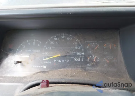 1998 Chevrolet C/K 1500 Silverado Fleetside z USA, uszkodzony, nr VIN 1GCEK19RXWE219566